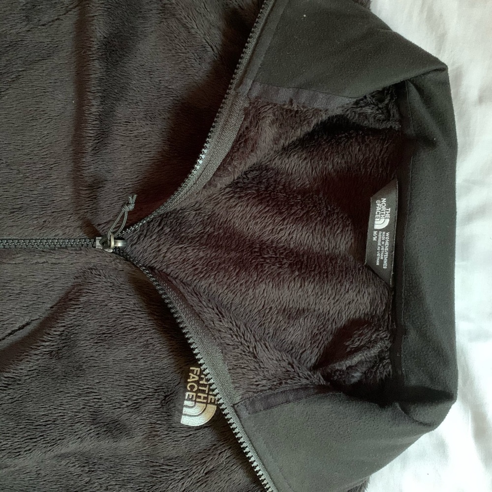 Authentic Soft North Face Jacket (Medium) - image 3